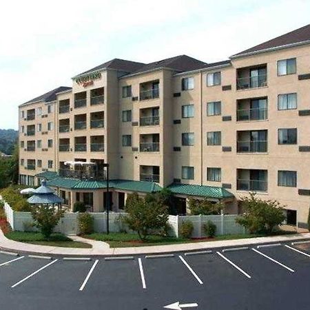 Courtyard By Marriott Norwich Hotel Exterior photo