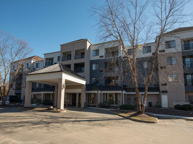 Courtyard By Marriott Norwich Hotel Exterior photo